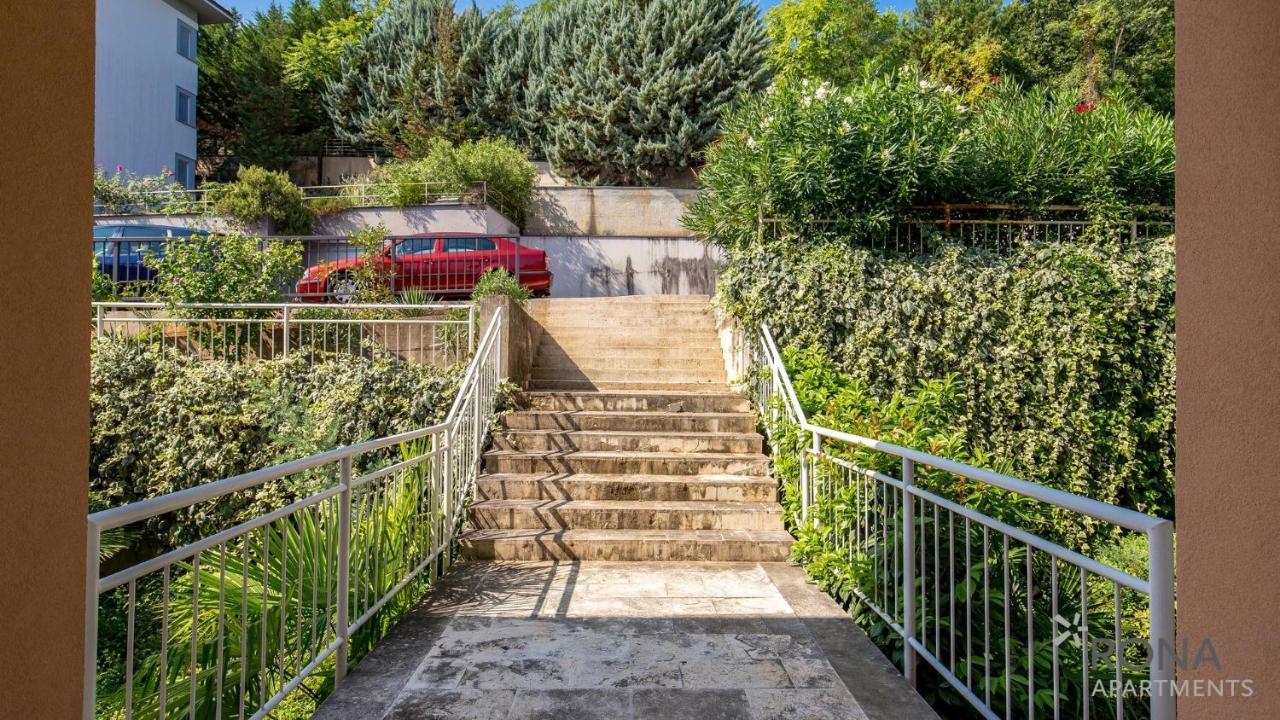Rona Apartment Smokva 3 Opatija Exteriör bild